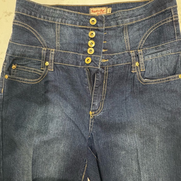 Sapphire Red Denim - Stylish High Rise Denim Jeans with Gold Accents